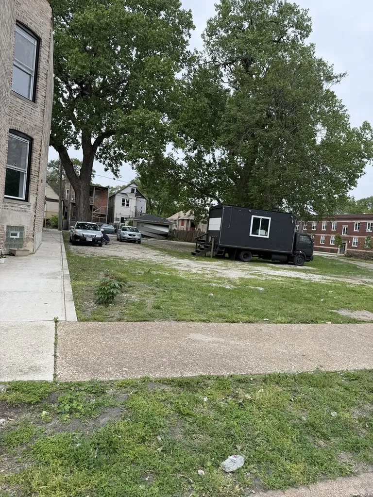 6410 South Morgan Street Chicago IL 60621