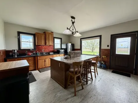 17767 2400 N Avenue Walnut IL 61376