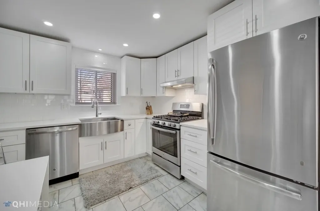 5365 North Delphia Avenue Chicago IL 60656