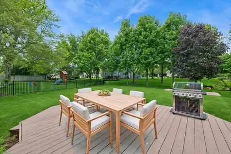 401 Aldrin Avenue Batavia IL 60510