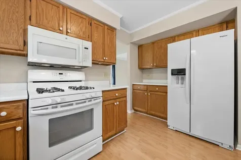 401 Aldrin Avenue Batavia IL 60510