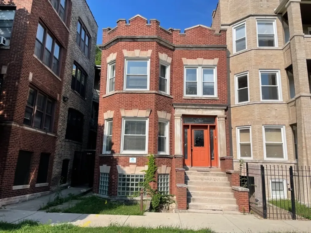 6150 South University Avenue Chicago IL 60637