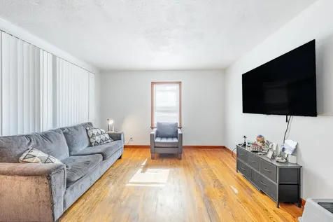 2910 East 138 Place Burnham IL 60633