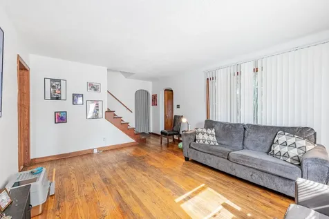 2910 East 138 Place Burnham IL 60633