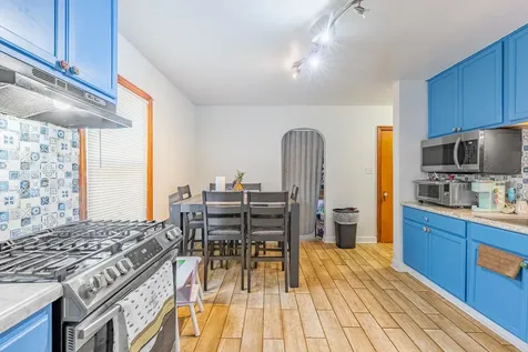 2910 East 138 Place Burnham IL 60633