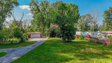 2910 East 138 Place Burnham IL 60633