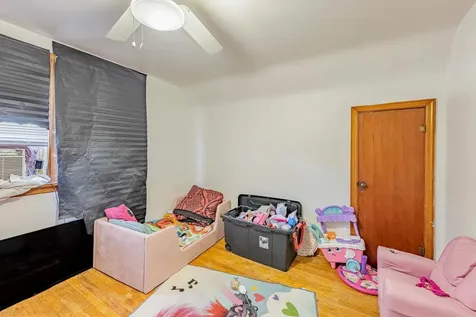2910 East 138 Place Burnham IL 60633