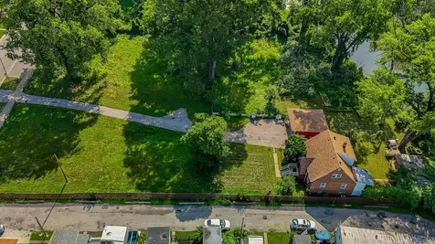 2910 East 138 Place Burnham IL 60633