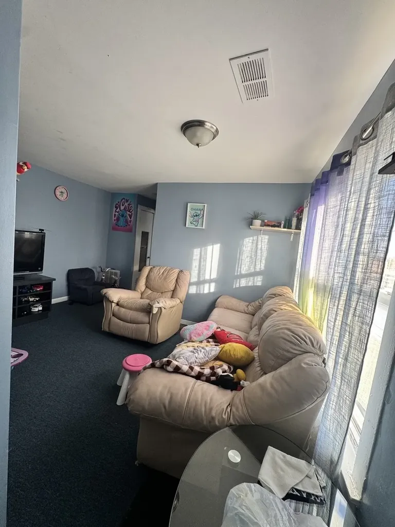 5015 North Kimberly Avenue Chicago IL 60630