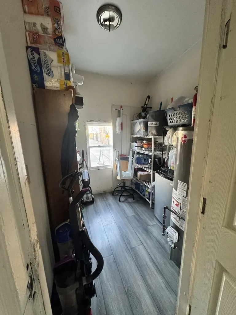 5015 North Kimberly Avenue Chicago IL 60630