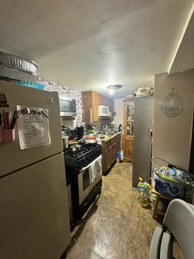 5015 North Kimberly Avenue Chicago IL 60630