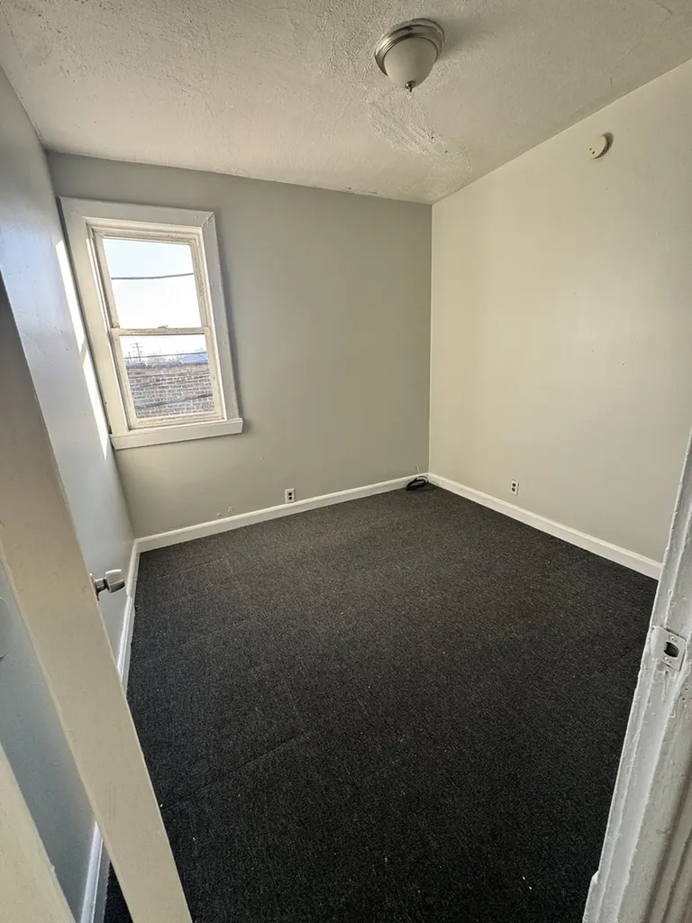 5015 North Kimberly Avenue Chicago IL 60630