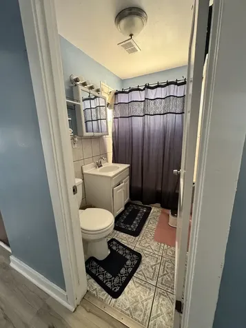 5015 North Kimberly Avenue Chicago IL 60630