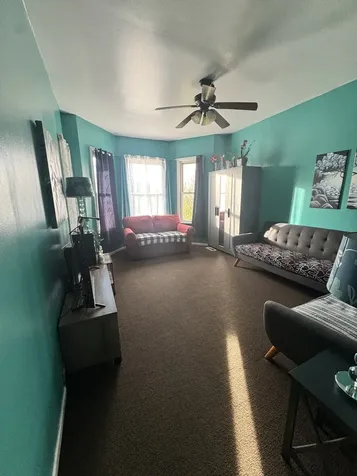 5015 North Kimberly Avenue Chicago IL 60630