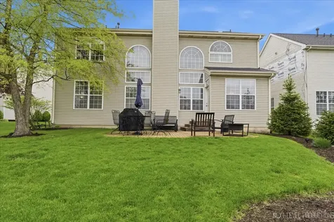 3219 Larrabee Drive Geneva IL 60134