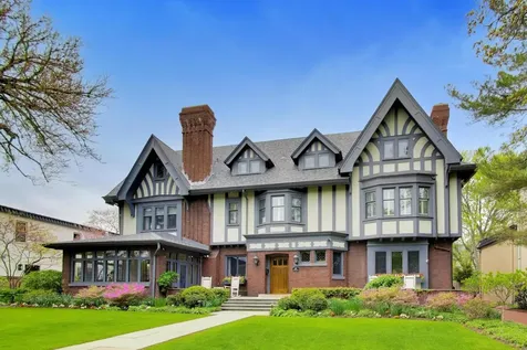 1218 Sheridan Road Evanston IL 60202