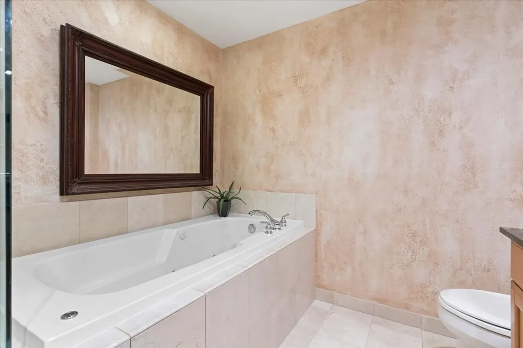415 East North Water Street Chicago IL 60611