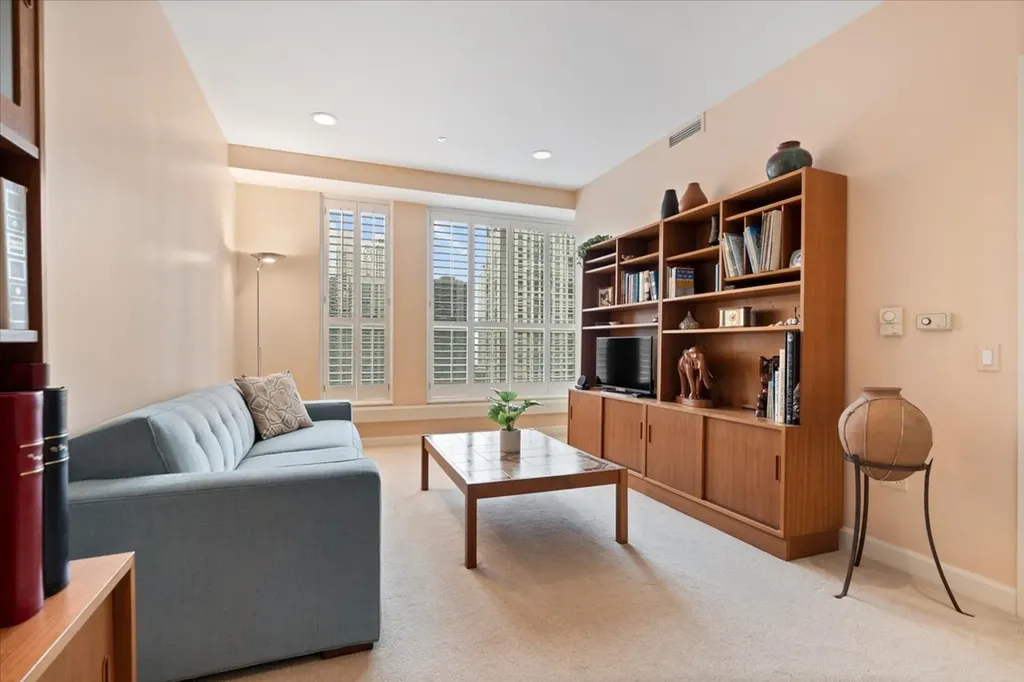 415 East North Water Street Chicago IL 60611