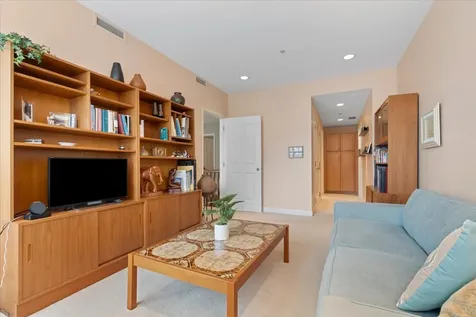 415 East North Water Street Chicago IL 60611