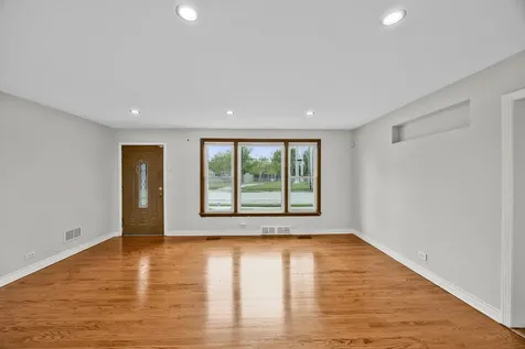 4405 Butterfield Road Hillside IL 60162