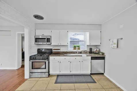 4405 Butterfield Road Hillside IL 60162