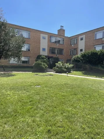 2515 West Jerome Street Chicago IL 60645