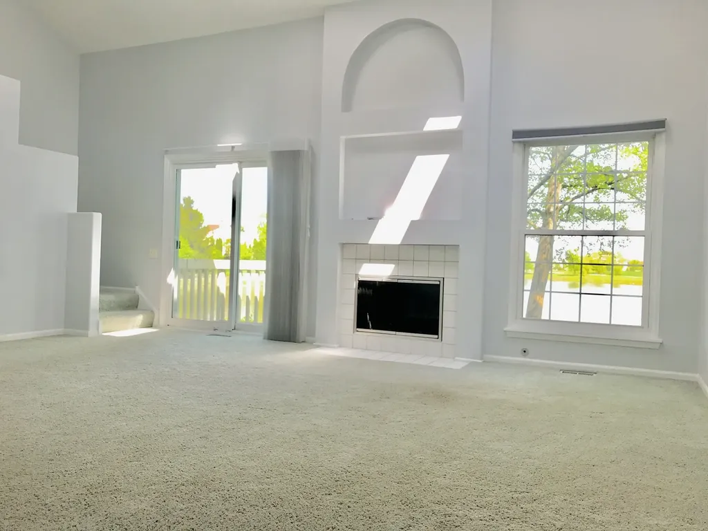 241 Shadybrook Lane Aurora IL 60504