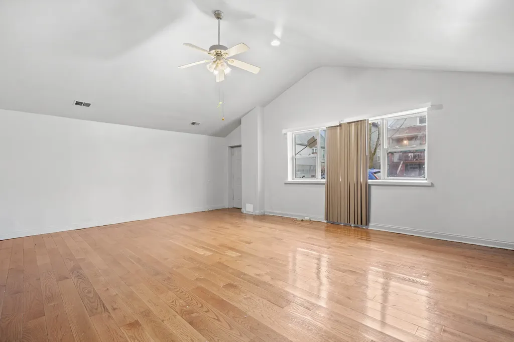 4303 West Cortez Street Chicago IL 60651