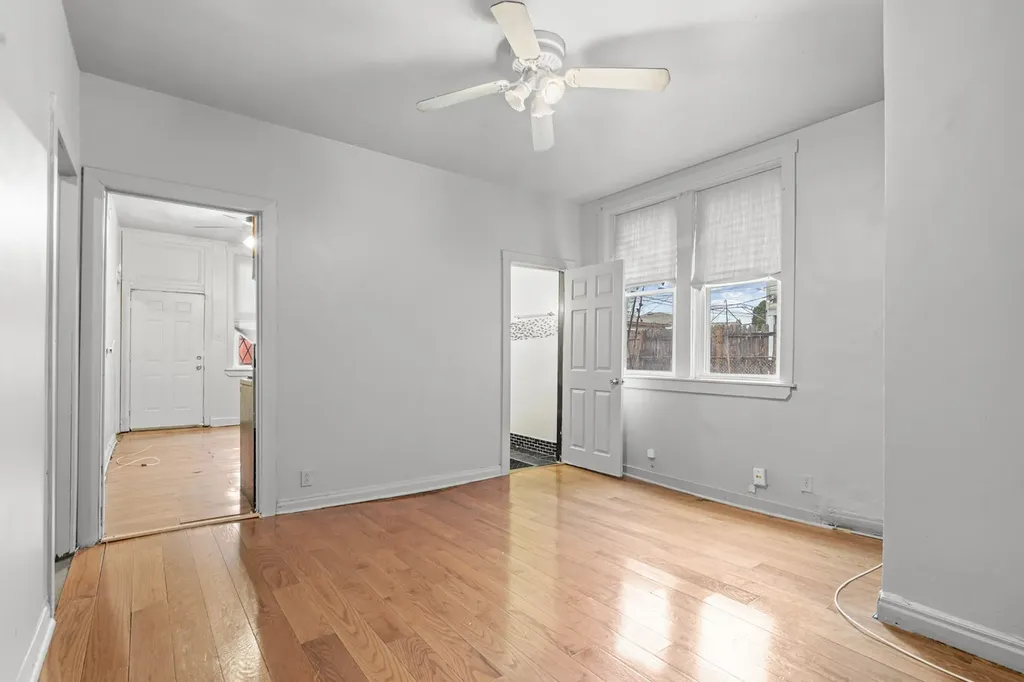 4303 West Cortez Street Chicago IL 60651