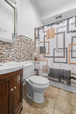 4303 West Cortez Street Chicago IL 60651