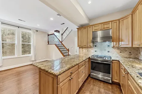 3722 North Bosworth Avenue Chicago IL 60613