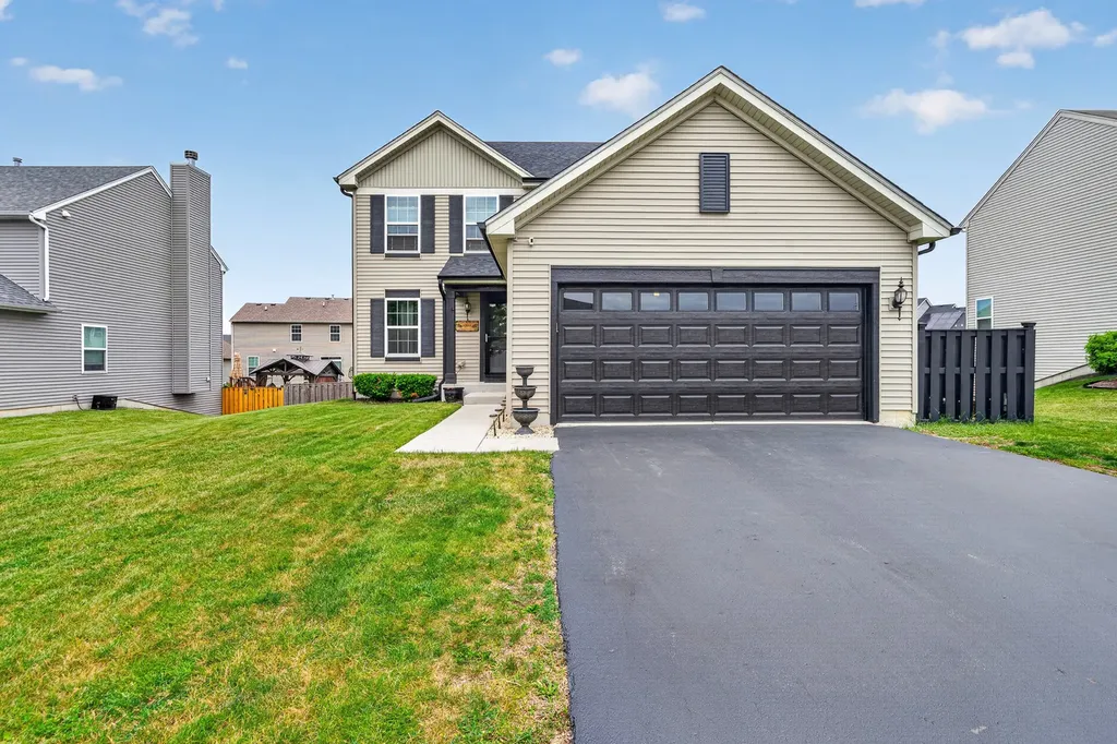 1902 Wildspring Parkway Joliet IL 60431