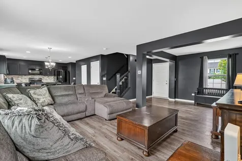 1902 Wildspring Parkway Joliet IL 60431