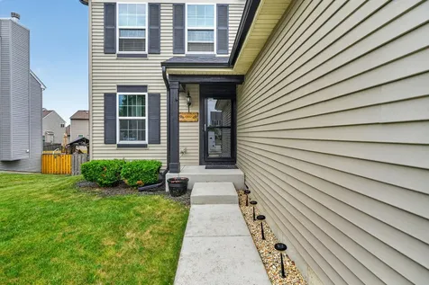 1902 Wildspring Parkway Joliet IL 60431