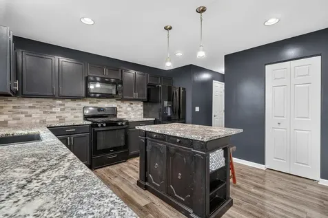 1902 Wildspring Parkway Joliet IL 60431