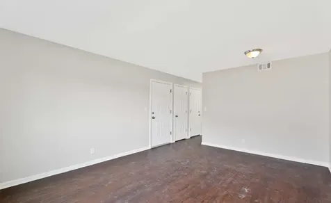 103 Harbor Drive Oswego IL 60543