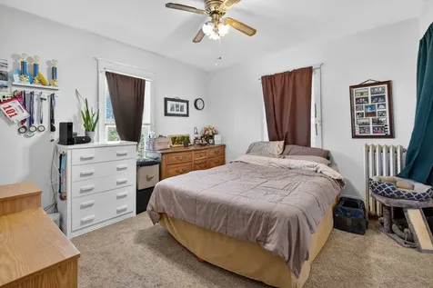 807 Farragut Place Joliet IL 60435