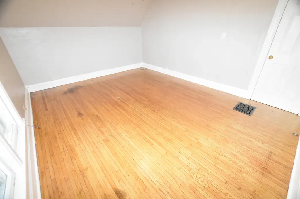 338 Marion Avenue Aurora IL 60505
