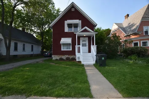 338 Marion Avenue Aurora IL 60505