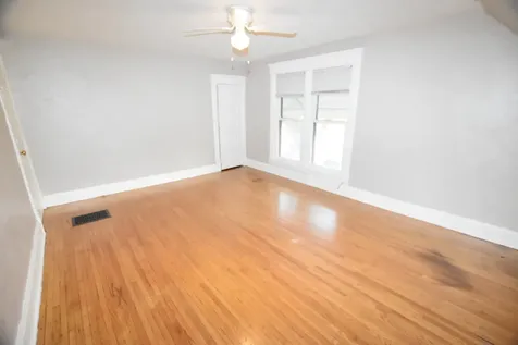 338 Marion Avenue Aurora IL 60505