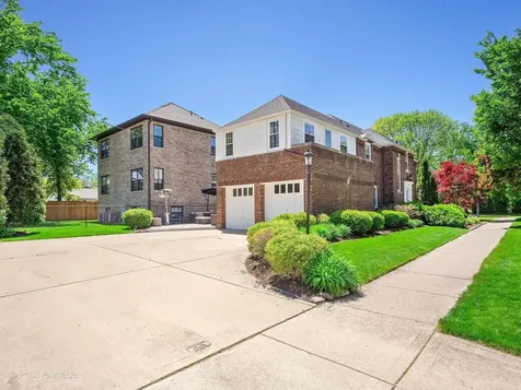 601 South Brainard Avenue La Grange IL 60525