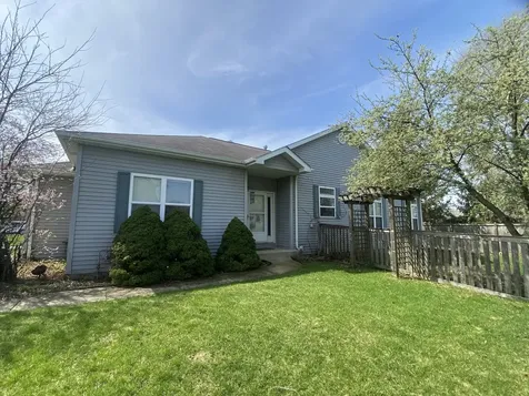 586 Chestnut Drive Oswego IL 60543