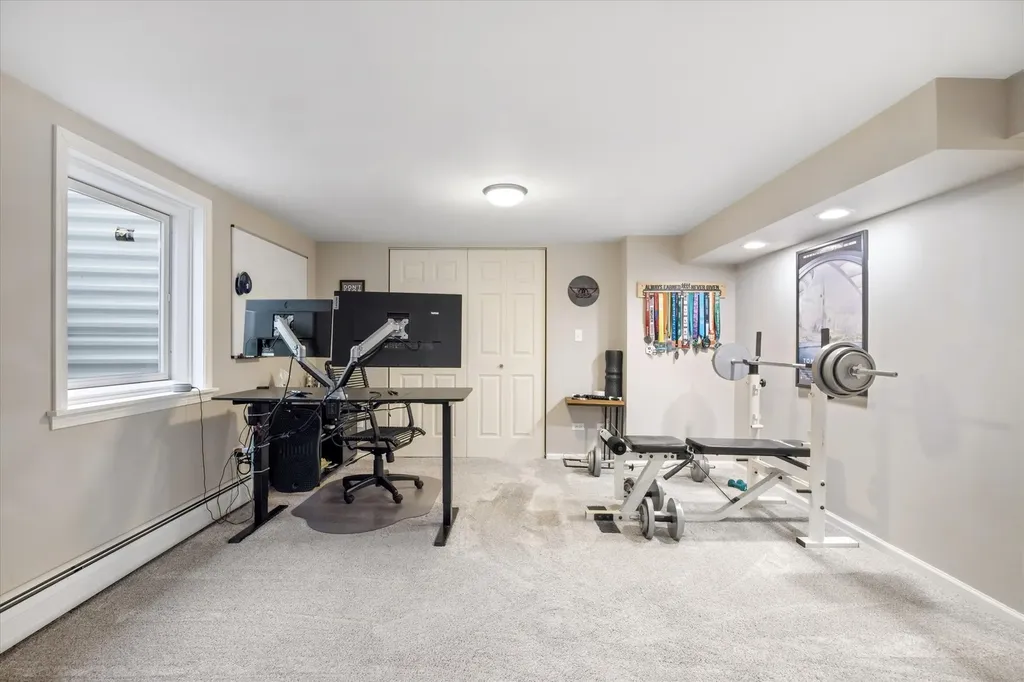 698 North Kenilworth Avenue Glen Ellyn IL 60137