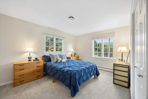 698 North Kenilworth Avenue Glen Ellyn IL 60137