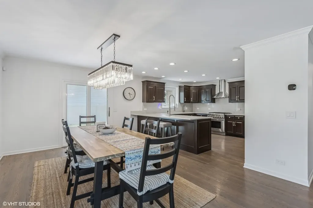 1507 South Addison Avenue Lombard IL 60148