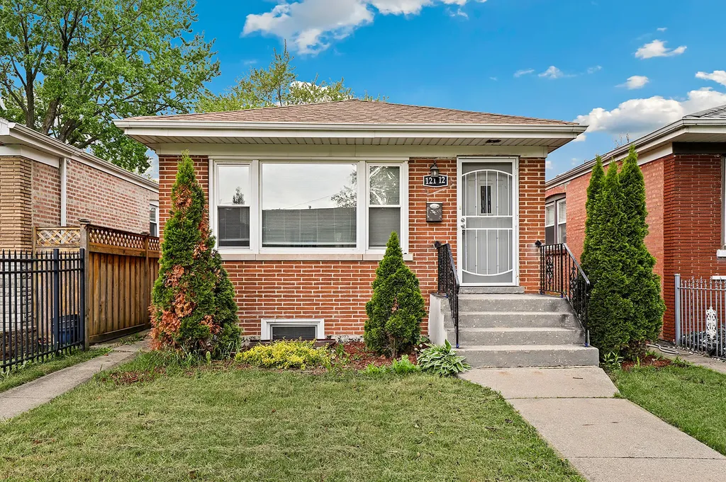 12112 South Indiana Avenue Chicago IL 60628