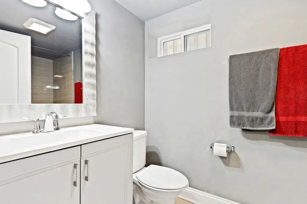 12112 South Indiana Avenue Chicago IL 60628