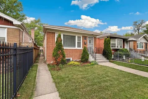 12112 South Indiana Avenue Chicago IL 60628