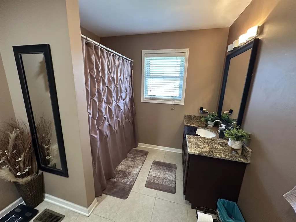 6908 Townsend Boulevard Plainfield IL 60586