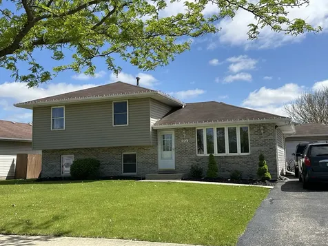 6908 Townsend Boulevard Plainfield IL 60586